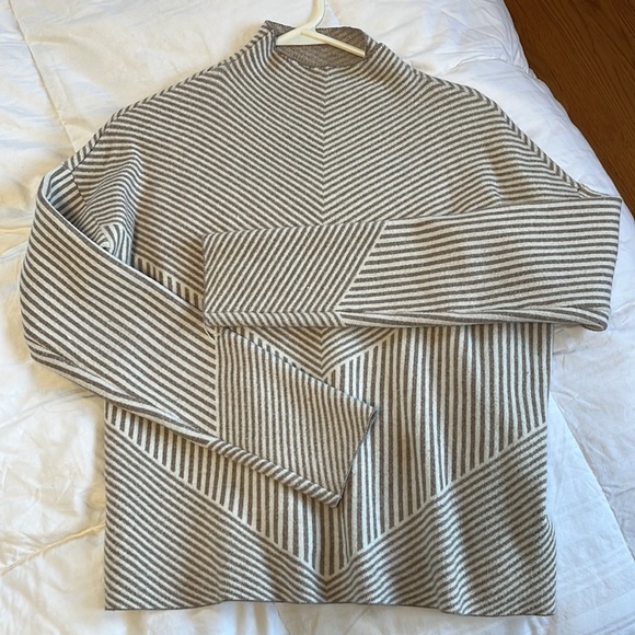 cynthia rowley striped sweater - Picture 2 of 4